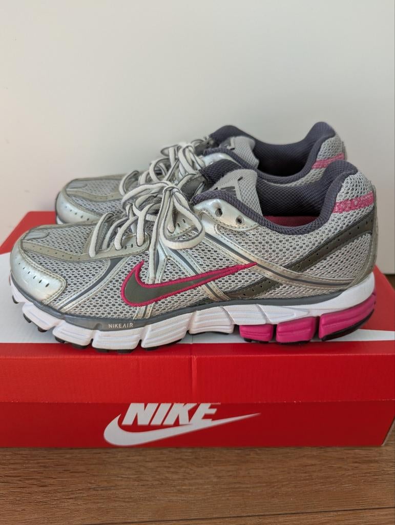 Nike Air 324493-001 sneakers grijs/roze – maat 39, Nike, Ophalen of Verzenden, Zo goed als nieuw