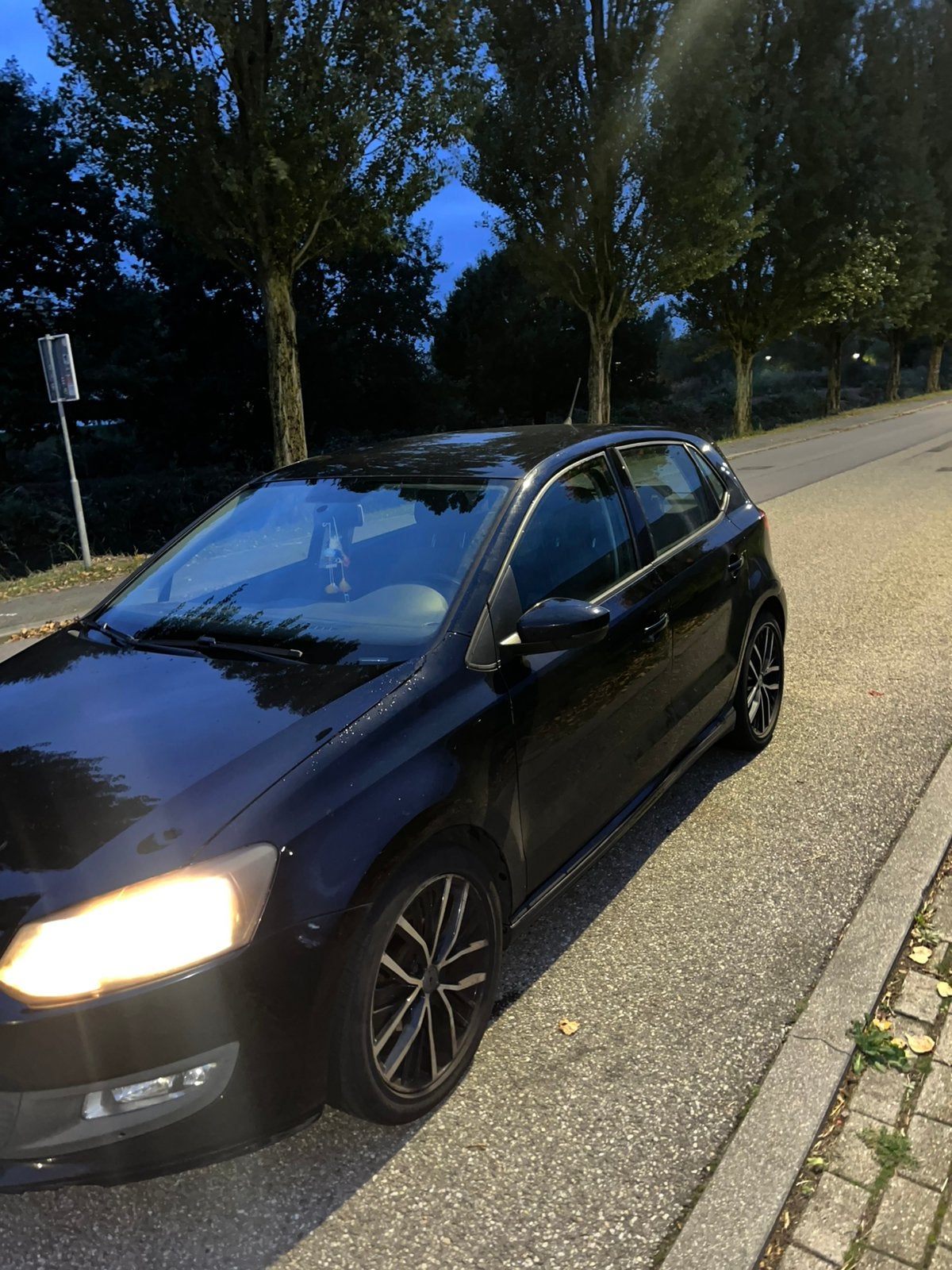 Volkswagen Polo 1.2 TDI 55KW BM 2011 Zwart, Auto's, Voorwielaandrijving, 74 pk, 1199 cc, 96 €/maand