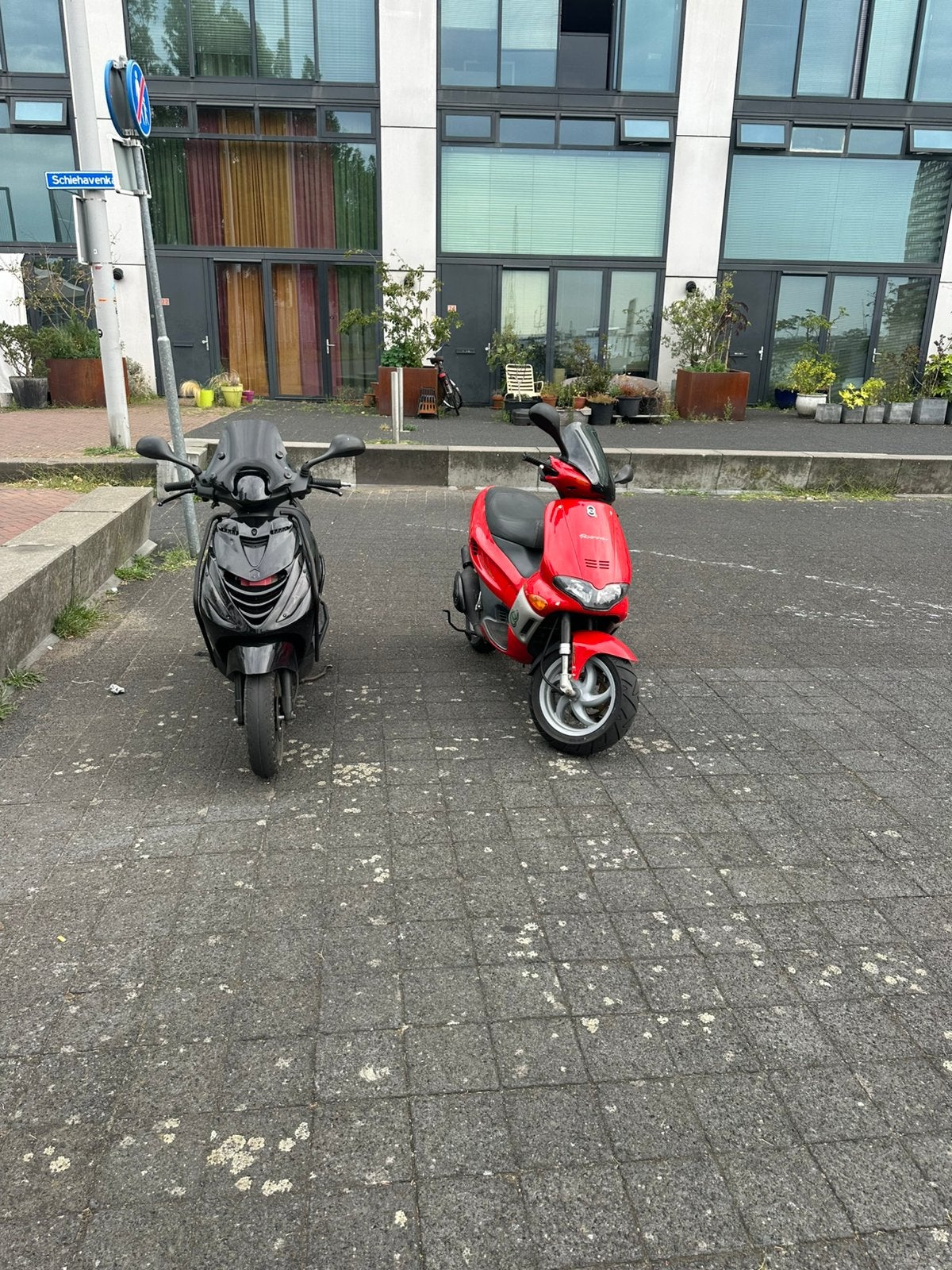 Gilera runner 50cc dd, Fietsen en Brommers, Scooters | Piaggio, Ophalen, Tweetakt, Gebruikt, Overige modellen