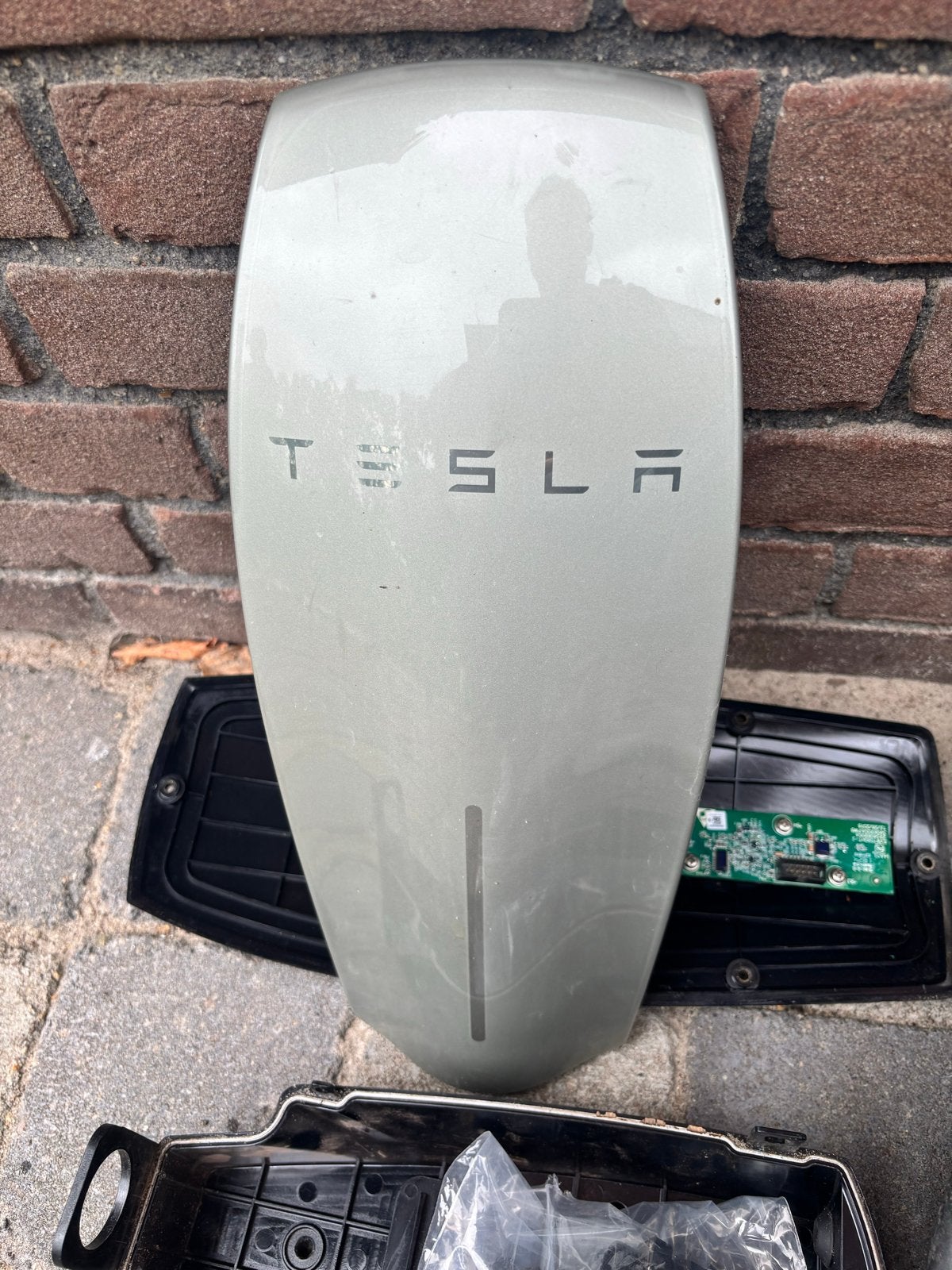 Tesla Laadpaal Wall Connector Gen 2, Ophalen of Verzenden, Gebruikt, Laadpaal