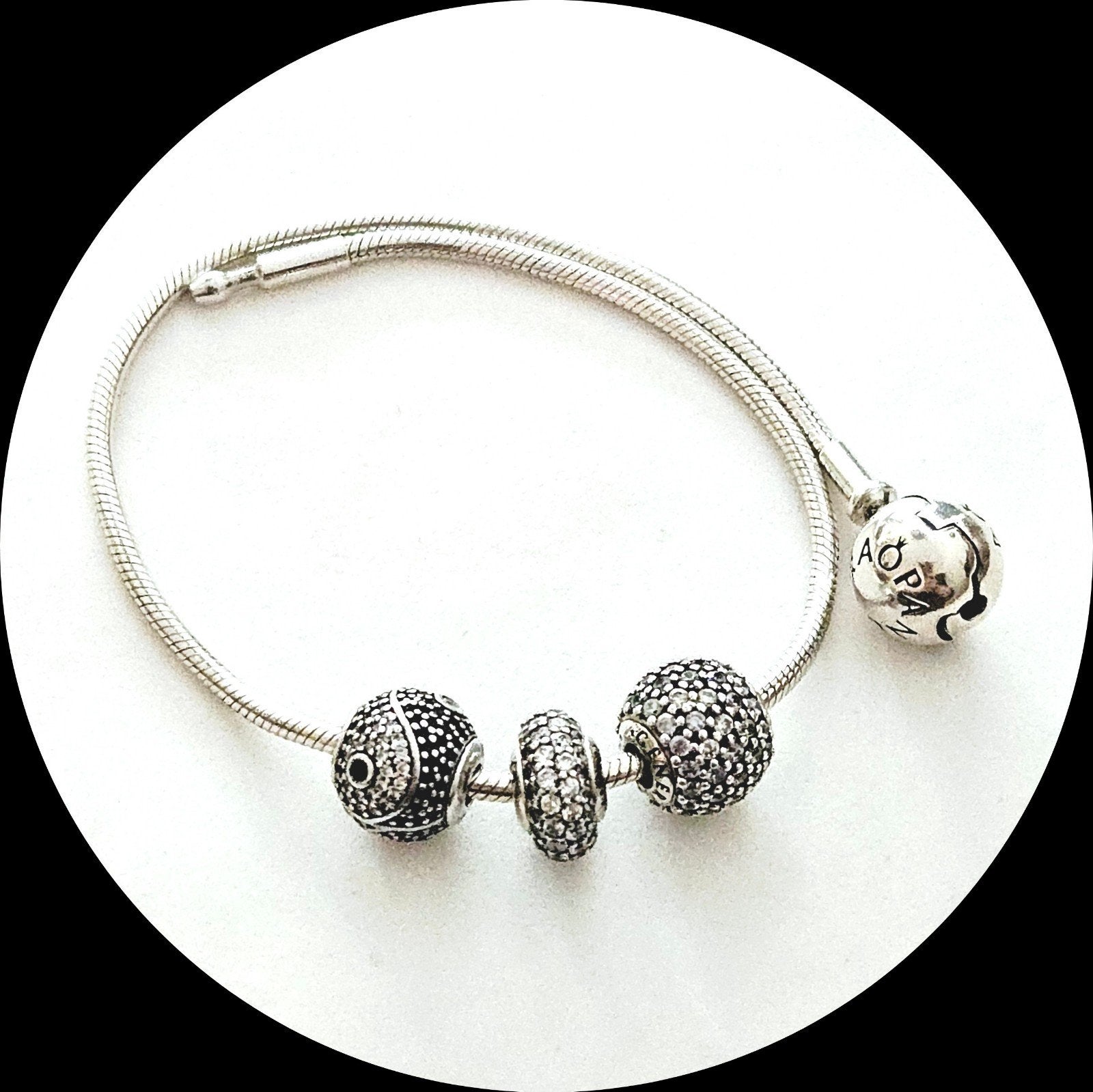 Pandora Essence (ME) Bedels en Armband 21 cm / zie omschrijv, Overige merken, Ophalen of Verzenden, Zo goed als nieuw, 4 bedels of meer