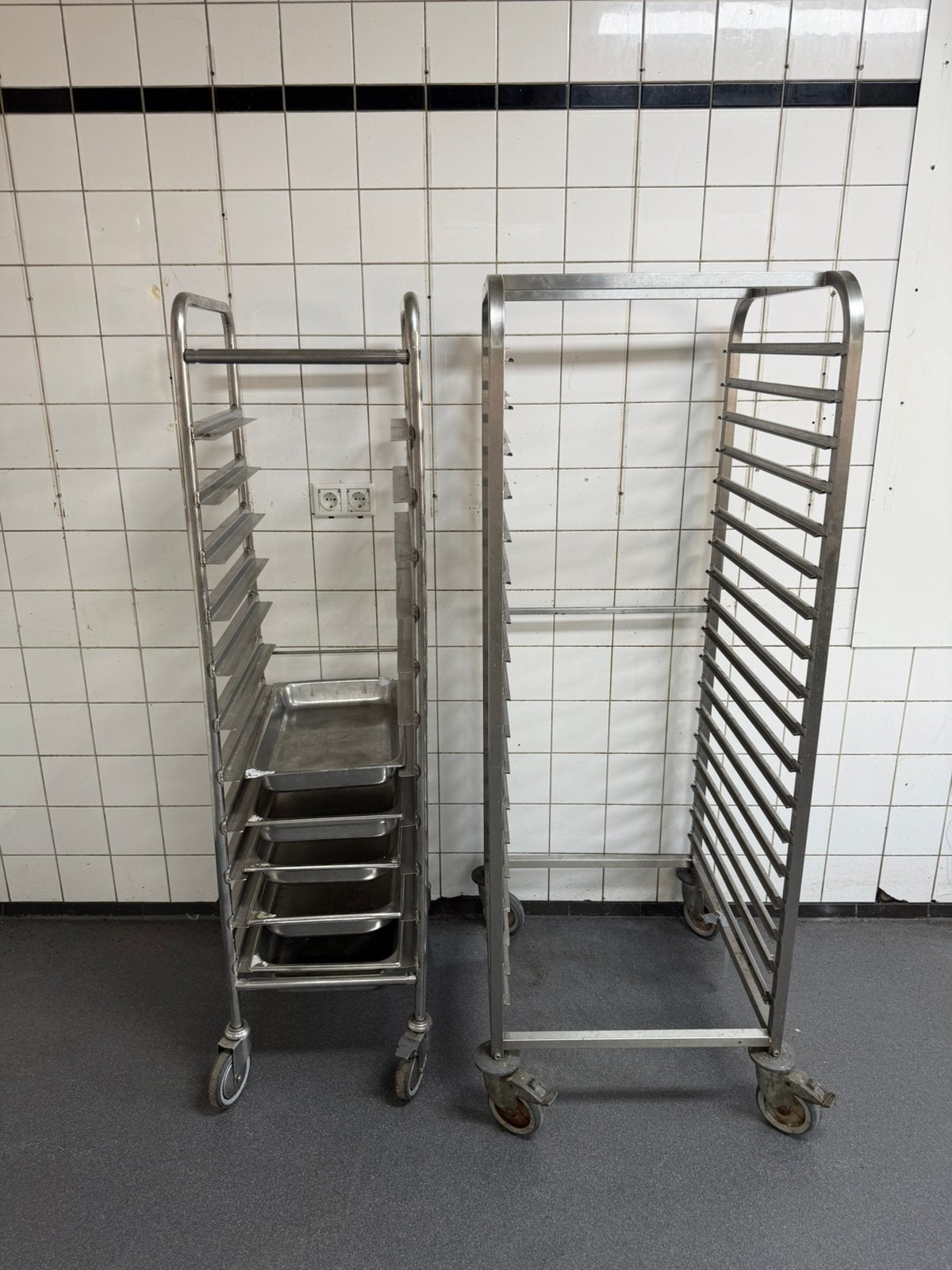 Traywagen regaalwagen, 100 liter of meer, Ophalen, Zo goed als nieuw, Transportkar