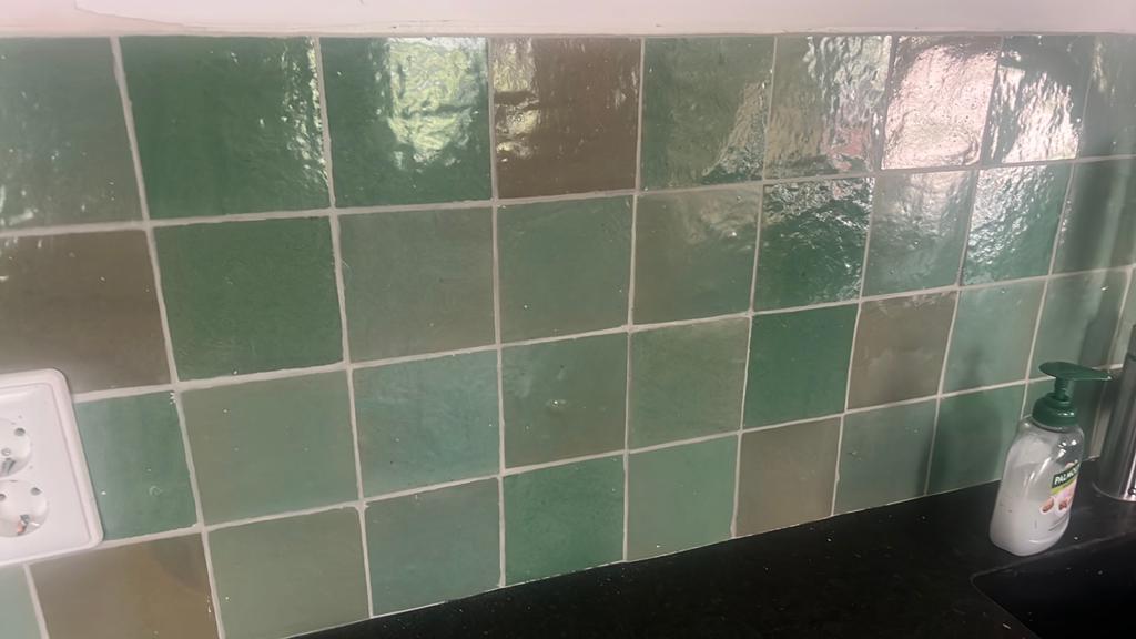 50 stuks   10x10 cm Marokkaanse handgemaakte tegels - Groen, Overige materialen, Wandtegels, Nieuw, Ophalen of Verzenden