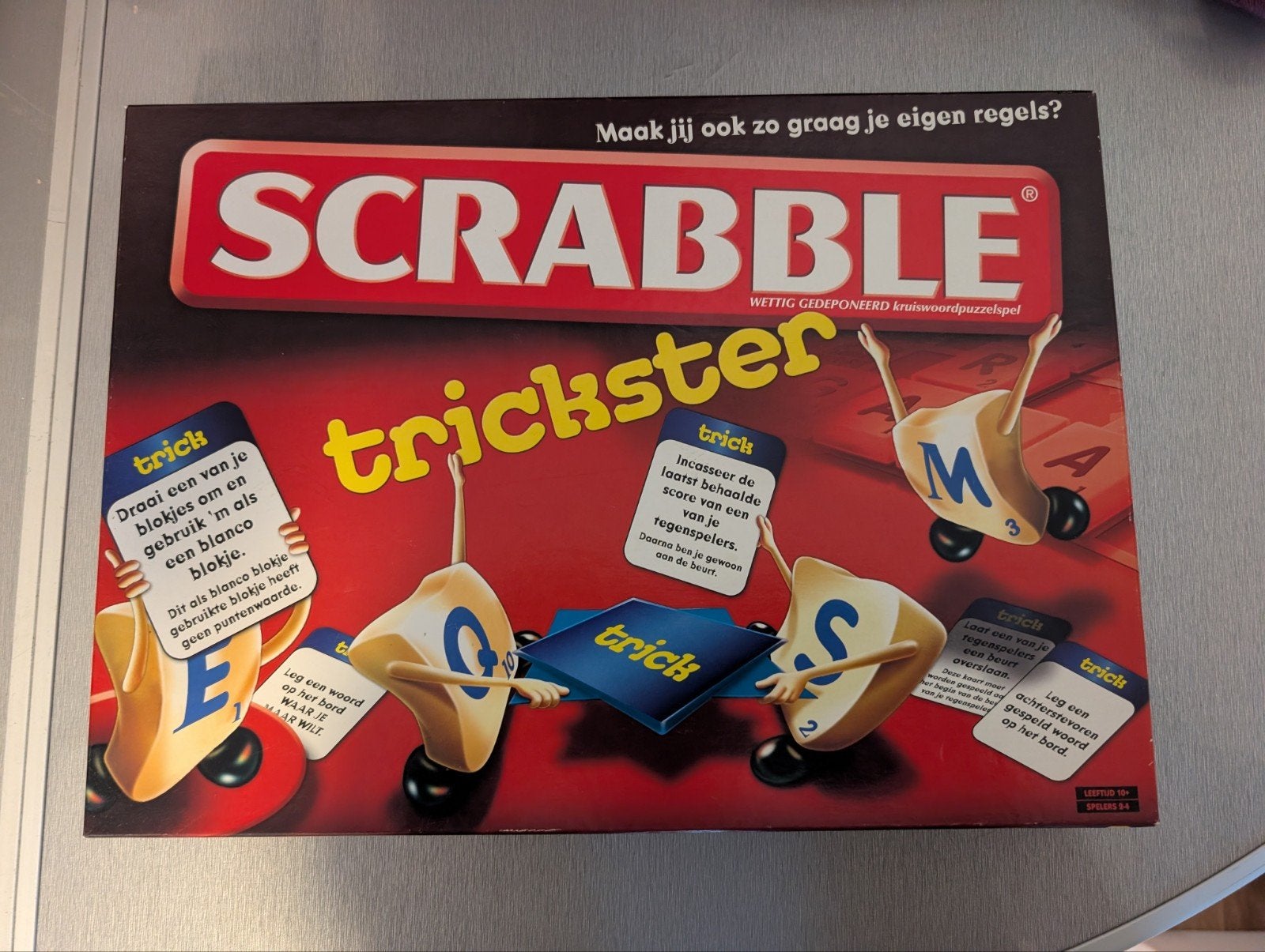 Scrabble Trickster Bordspel - Compleet en Zo Goed als Nieuw, Drie of vier spelers, Ophalen of Verzenden, Zo goed als nieuw, Hasbro