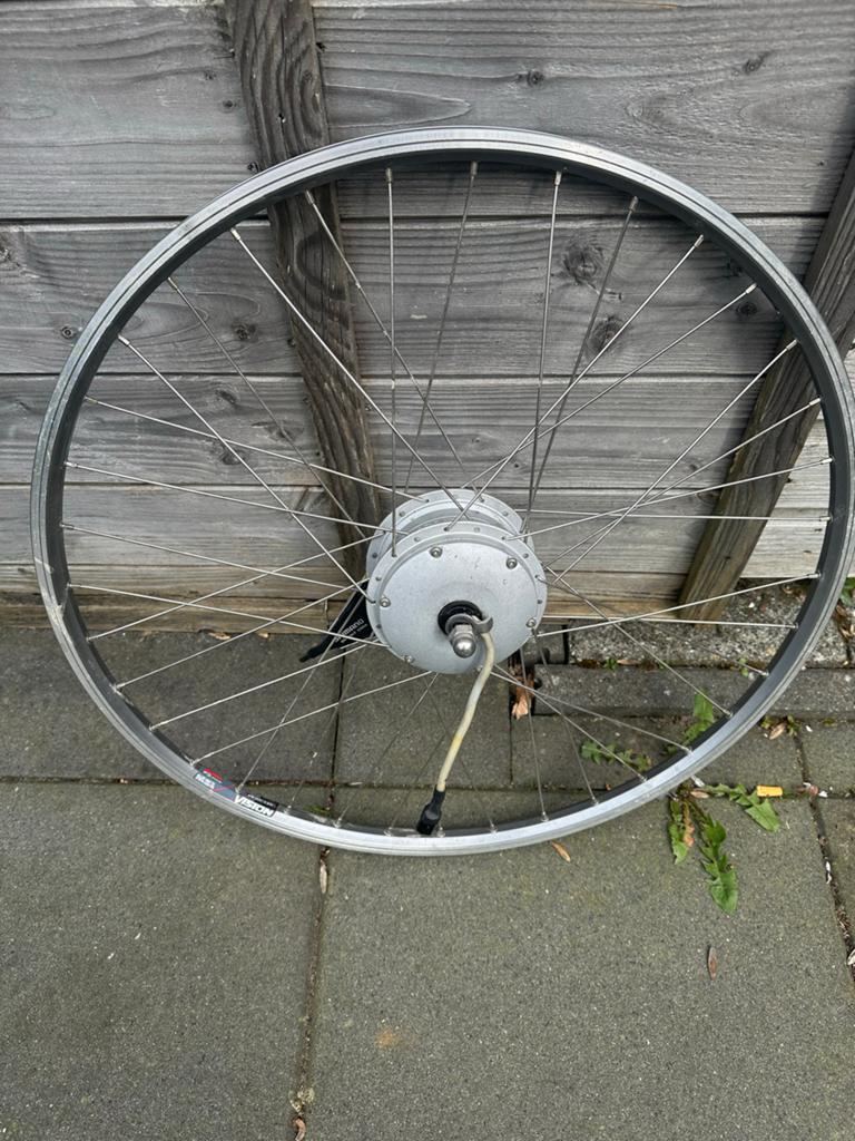 Gazelle voorwiel met motor,, Gebruikt, Ophalen of Verzenden, Aluminium, Elektrische fiets