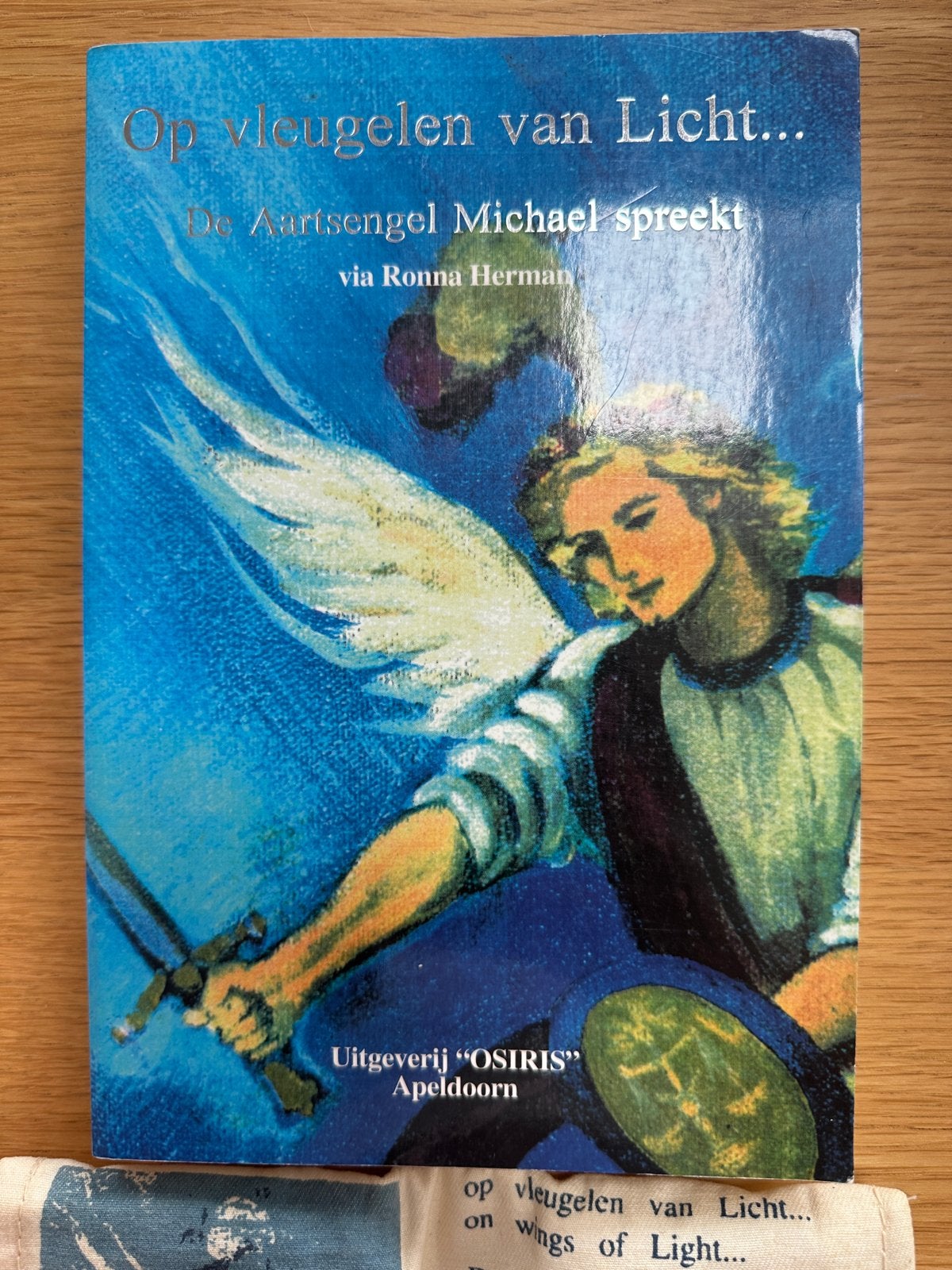 Boek en kaartenset. De Aartsengel Michael spreekt, Ophalen, Zo goed als nieuw, Spiritualiteit algemeen, Achtergrond en Informatie