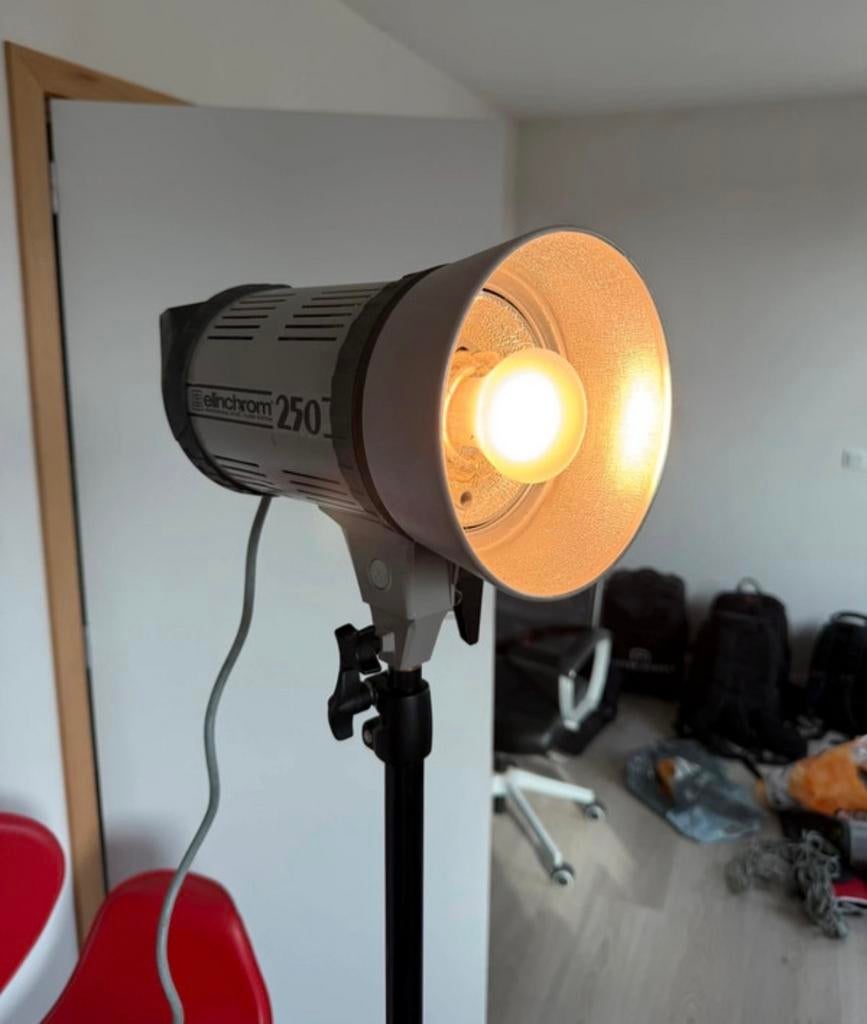 Elinchrom flitser 250 watt studioflitser, Ophalen of Verzenden, Gebruikt, Overige merken