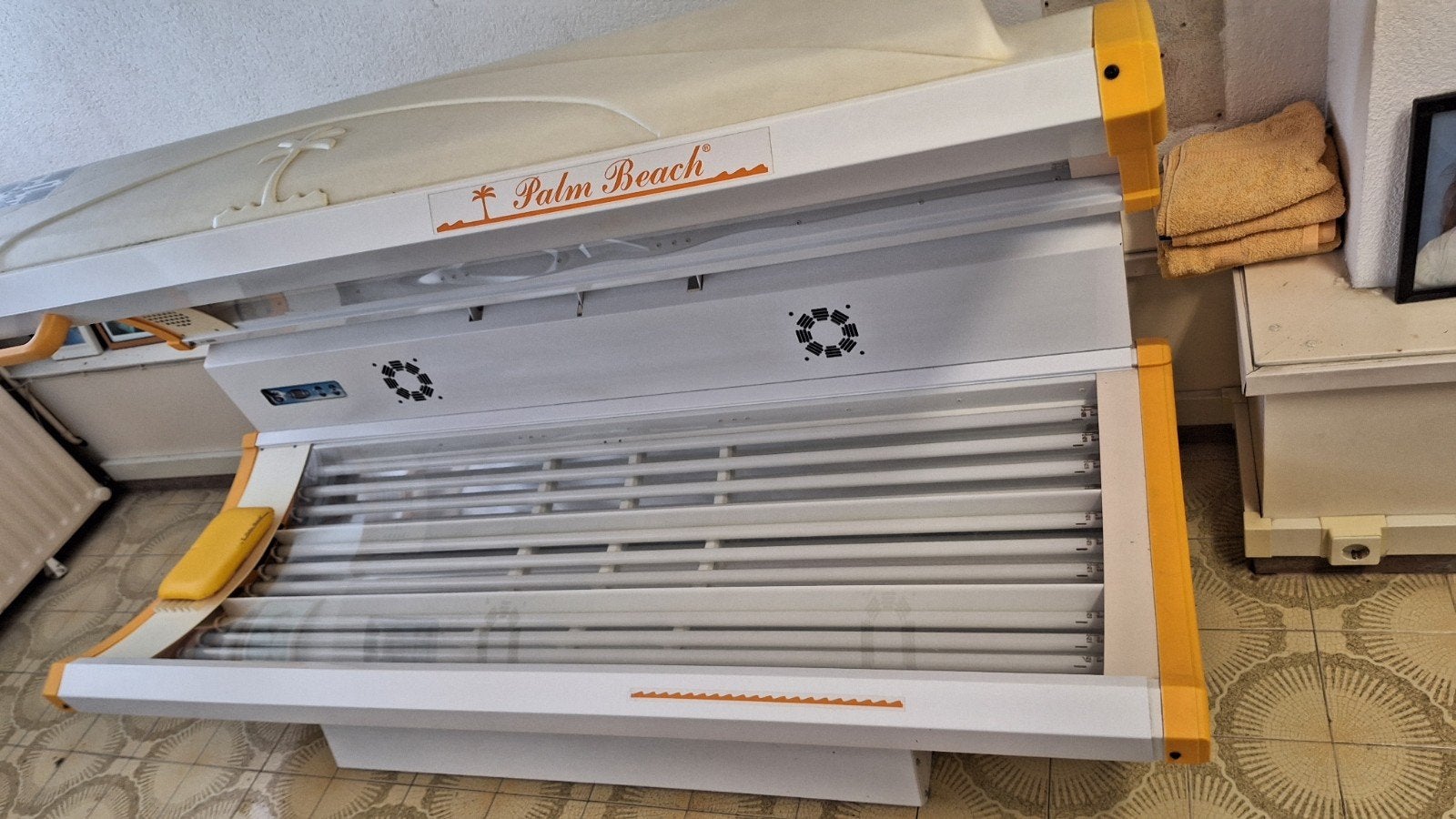 Palm Beach zonnebank - gratis afhalen, Ophalen, Gebruikt, Zonnebank dubbelzijdig, 15 lampen of meer