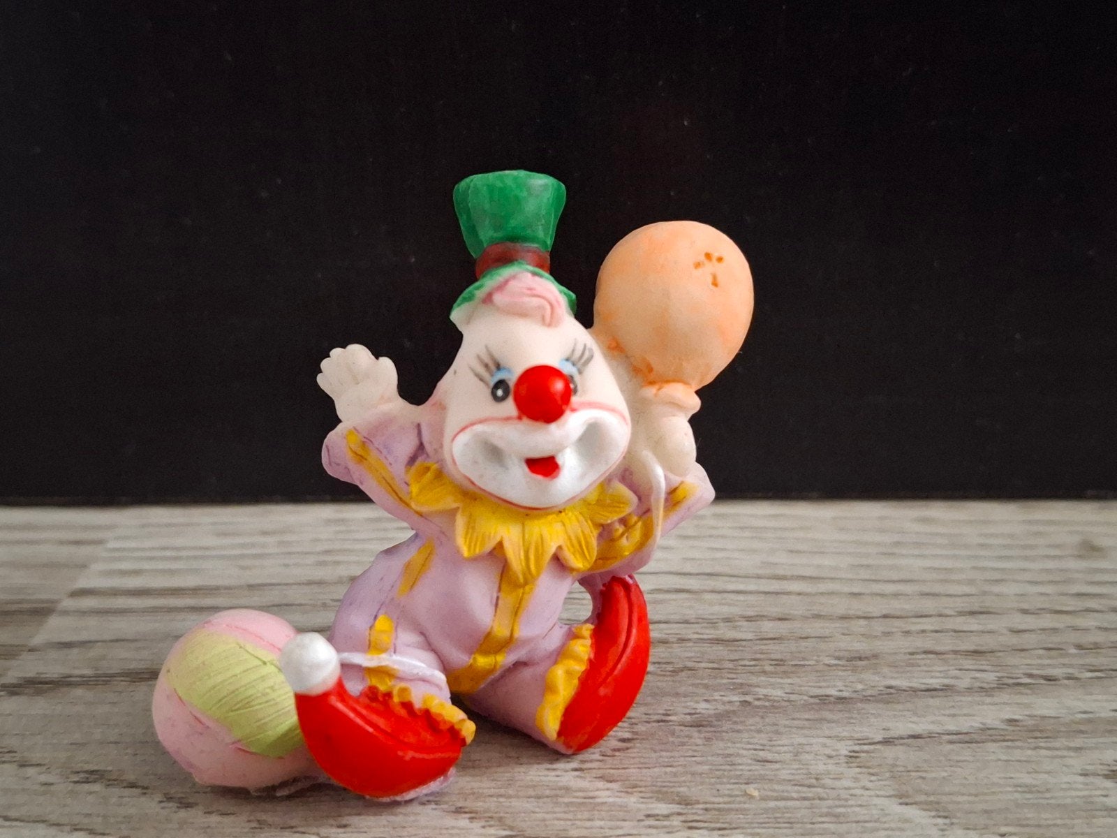 Leuk clown figuur met ballon en bal beeldje decoratie, Ophalen of Verzenden, Gebruikt, Mens