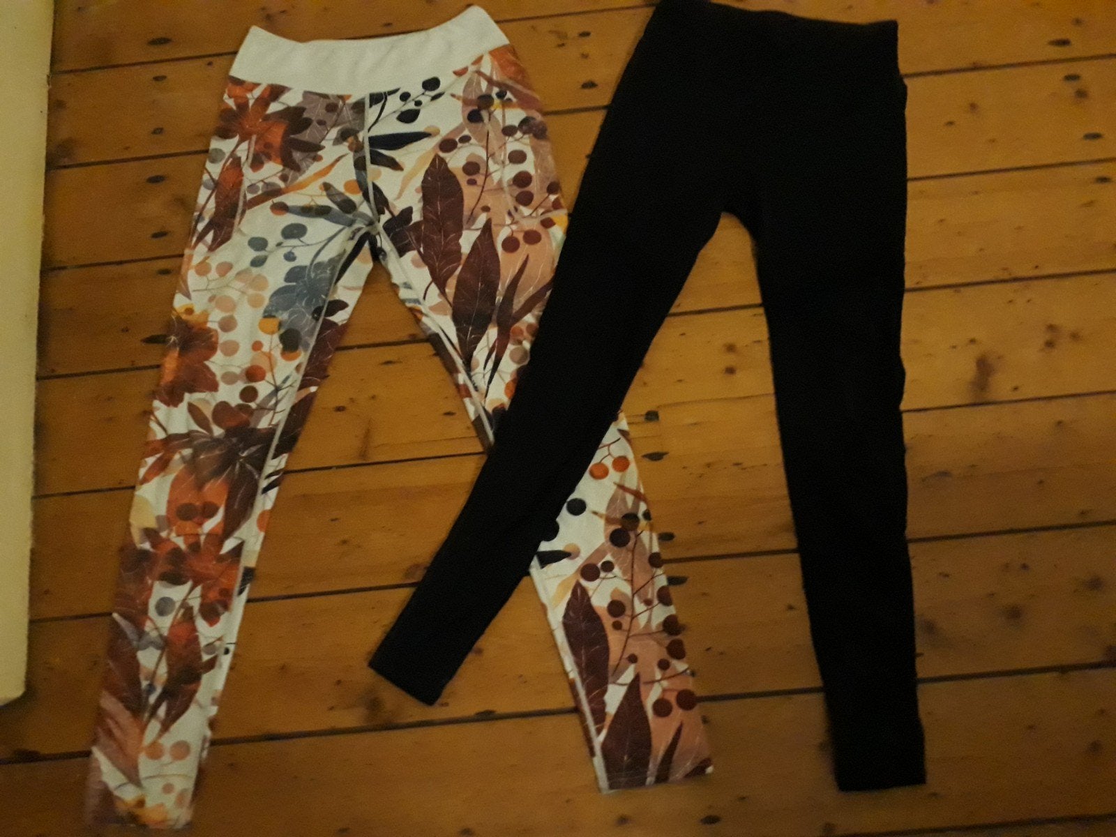 Keuze uit 2 toffe lycra leggings. S en M, Ophalen of Verzenden, Zo goed als nieuw, Zwart, Legging