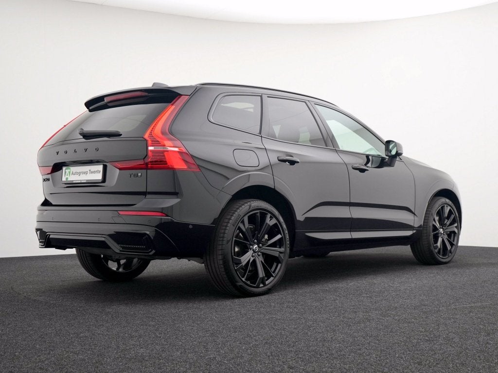 Volvo XC60 2.0 T8 AWD+ Black Edition | Pano | Harman/Kardon, Dealer onderhouden, Gebruikt, 240 min, 4 cilinders