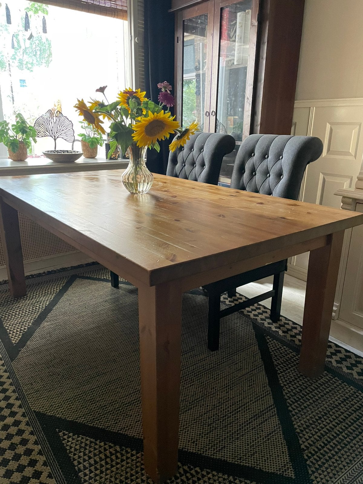 Gratis stevige IKEA tafel, Huis en Inrichting, Tafels | Eettafels, Ophalen, Gebruikt, 50 tot 100 cm, Vijf personen of meer