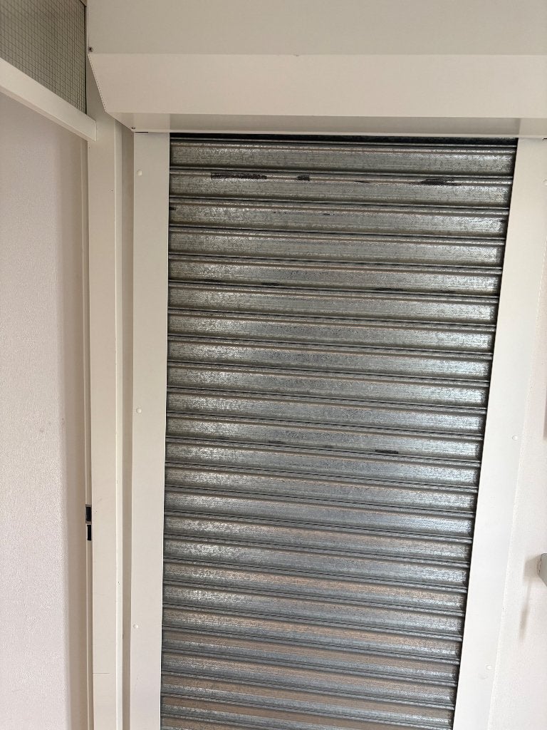 Stalen rolluik 244 hoog 83 doorgang, Ophalen, Gebruikt, Overige kleuren, 200 cm of meer