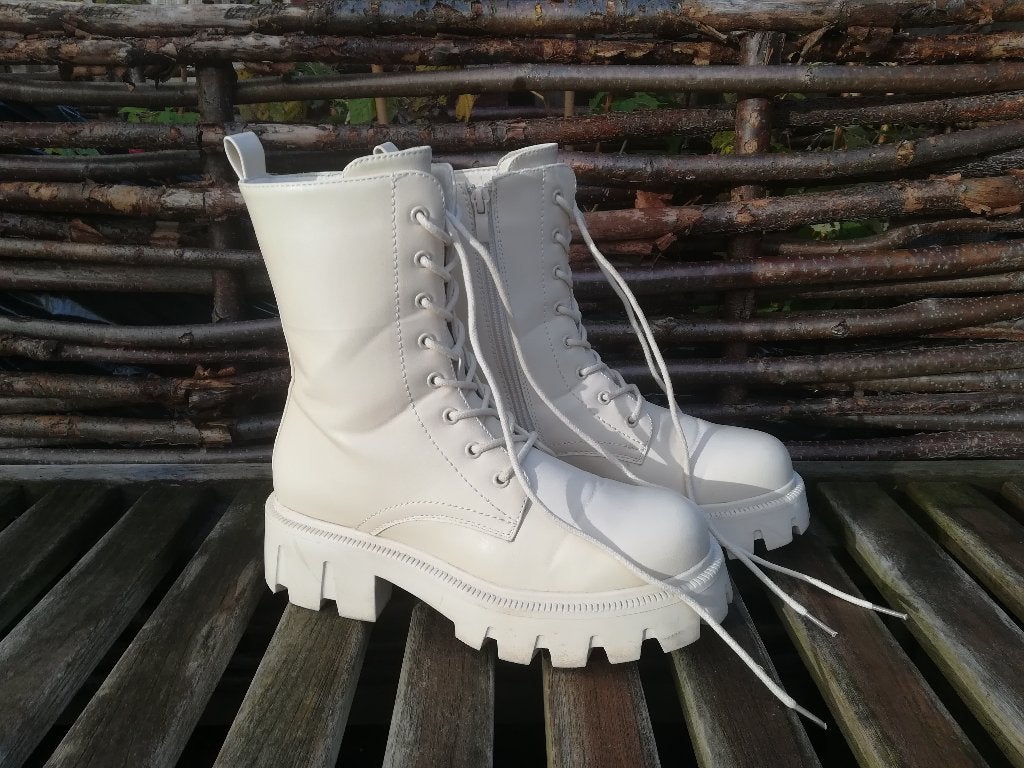 POSH by Poelman Laarzen Leer Mono Wit maat 38, Poelman, Wit, Lage of Enkellaarzen, Ophalen of Verzenden