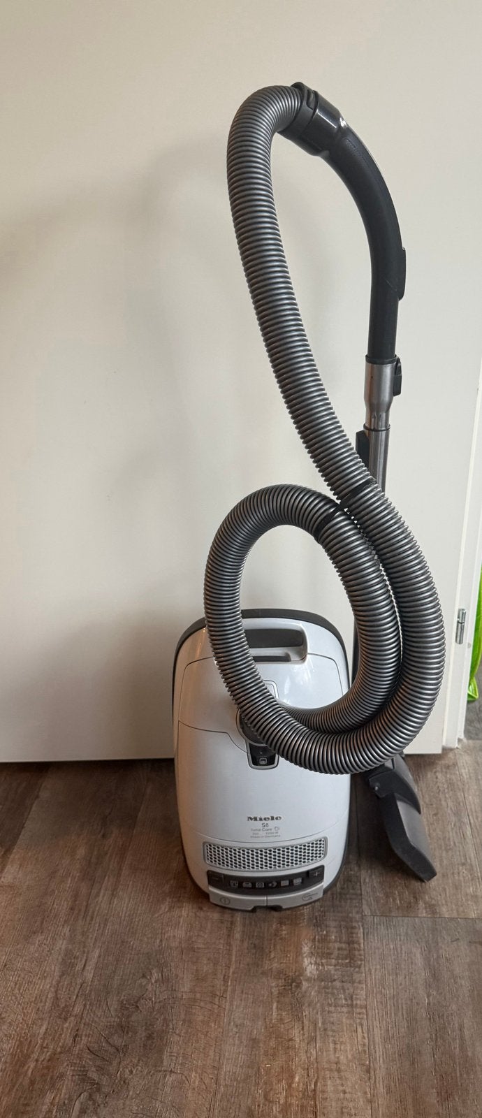 Miele S8 Total Care sledestofzuiger 2200W, Witgoed en Apparatuur, Stofzak, Gebruikt, Ophalen of Verzenden, Miele
