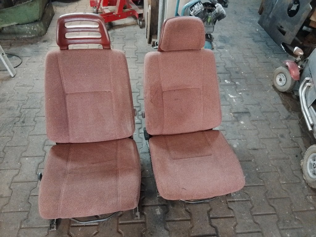 Volvo 740 760 rood stoffen voorstoelen, Auto-onderdelen, Interieur en Bekleding, Ophalen, Gebruikt, Onbekend, Volvo