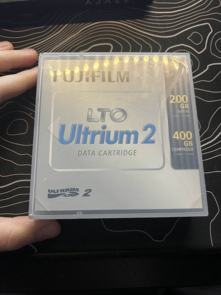 Fujifilm LTO Ultrium 2 Tape 200GB Native / 400GB Compressed, Intern, Server, Nieuw, Ophalen of Verzenden