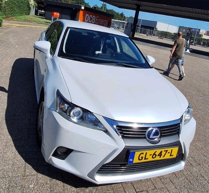 Lexus CT-H 200H 1.8 Hybrid 2015 Wit, Auto's, 28 km/l, Zwart, 4 cilinders, Alcantara