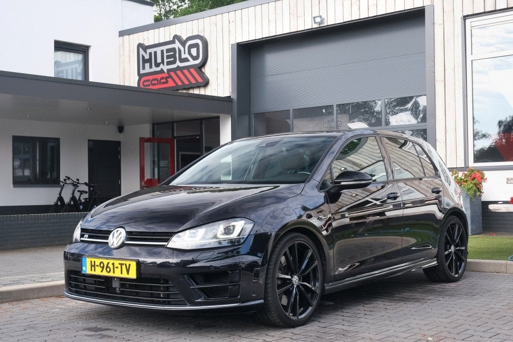 Volkswagen Golf 2.0 TSI R 4Motion Pano, Lederen bekleding, C, Automaat, Gebruikt, 4 cilinders, 1984 cc