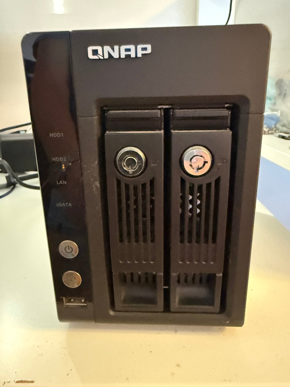 -= QNAP TS-239 - 2 x 1 TB =-, Gebruikt, Info-nl@qnap.com, Krijgsman 75, 1186 DR Amstelveen, TS-239