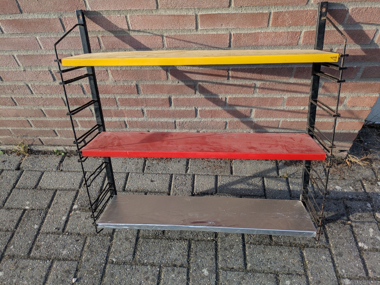 Vintage Tomado (?) wandrek met 3 planken, Ophalen, Gebruikt