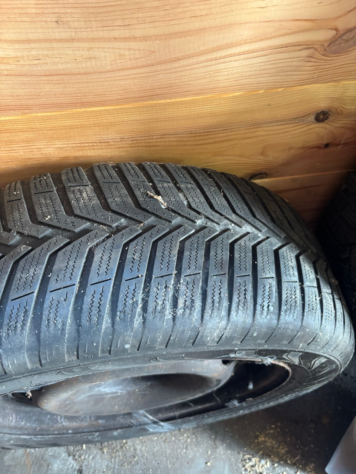Winterbanden met velg - Klaar voor de winter, Ophalen, Gebruikt, 15 inch, Overige
