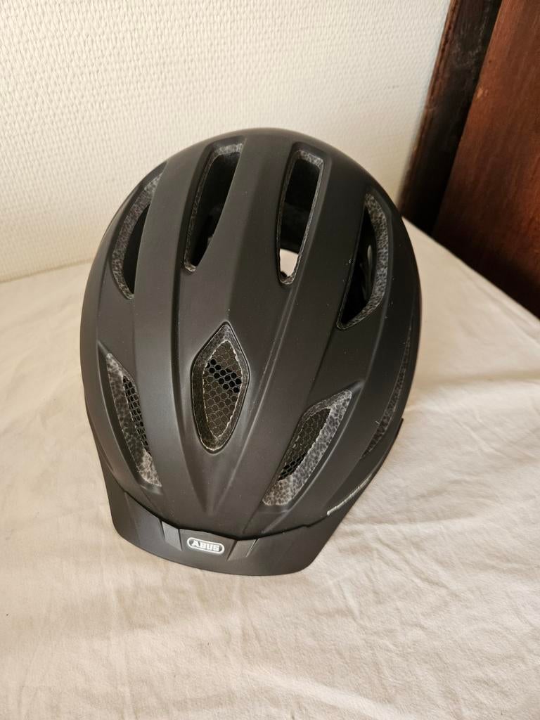 ABUS Fietshelm - Zwart, Veilig en Comfortabel, Fietsen en Brommers, Overige maten, Ophalen of Verzenden, Zo goed als nieuw, ABUS