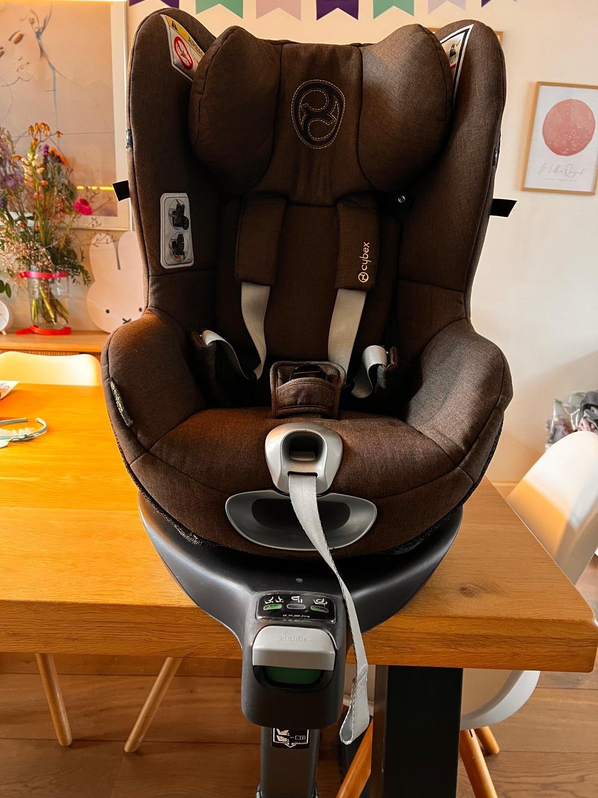 Cybex Sirona Z i-Size autostoel + Base Z - Bruin, Kinderen en Baby's, 0 t/m 18 kg, Verstelbare rugleuning, Zo goed als nieuw, Isofix