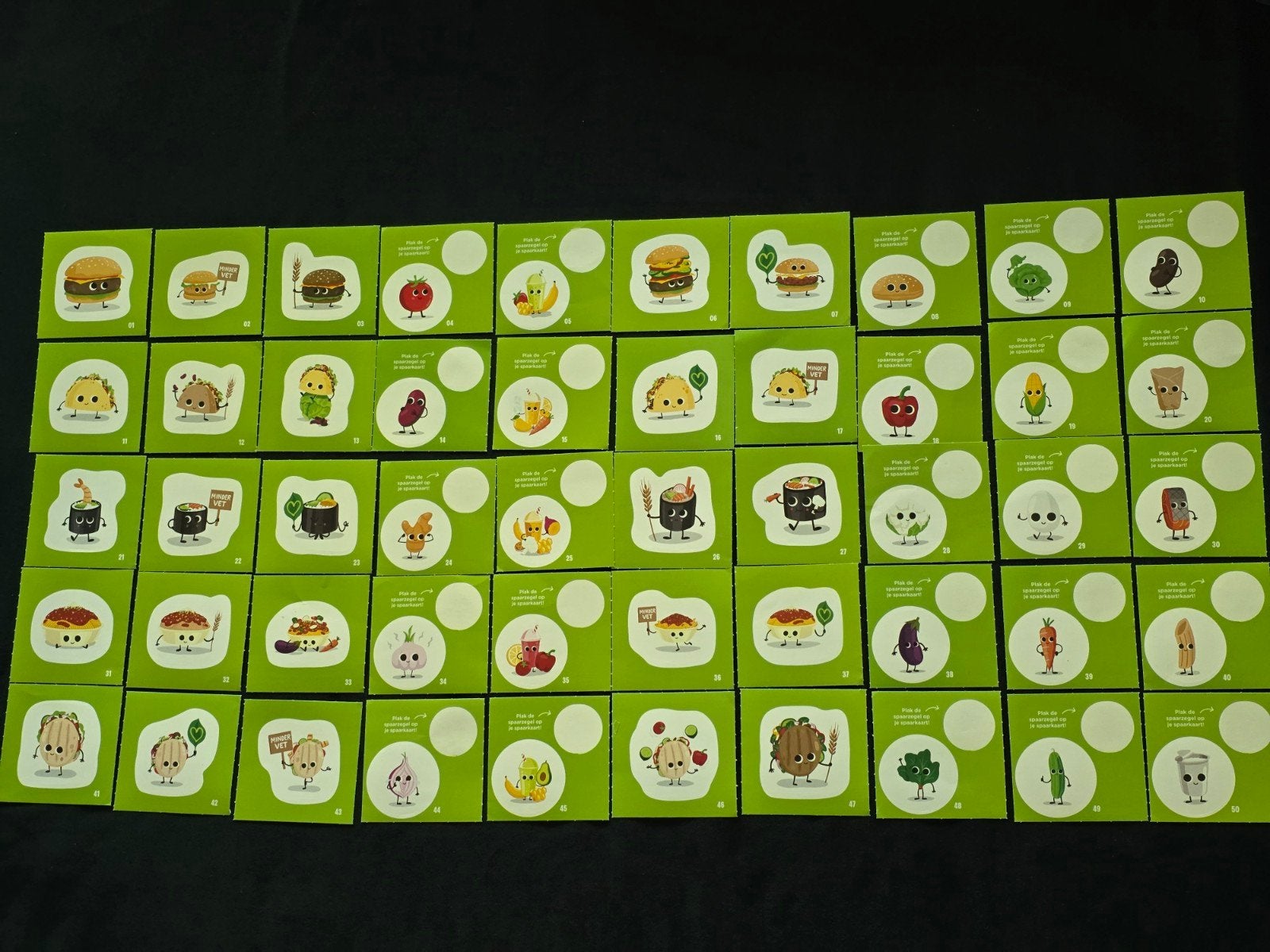 Complete set van 50 verschillende Plus stickers, Verzamelen, Plus, Ophalen of Verzenden