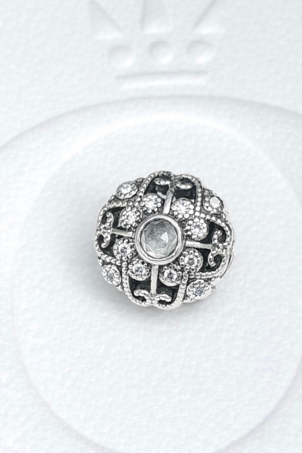 Prachtig Pandora bedel Fairytale Bloom met zirconia RETIRED, Ophalen of Verzenden, Zo goed als nieuw, Zilver, Pandora