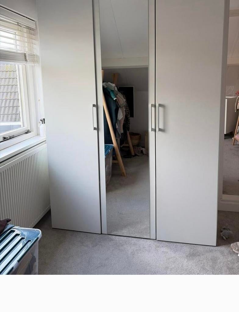 Grote IKEA kledingkast, Huis en Inrichting, Kasten | Kledingkasten, Zo goed als nieuw, 200 cm of meer, 50 tot 75 cm, Ophalen