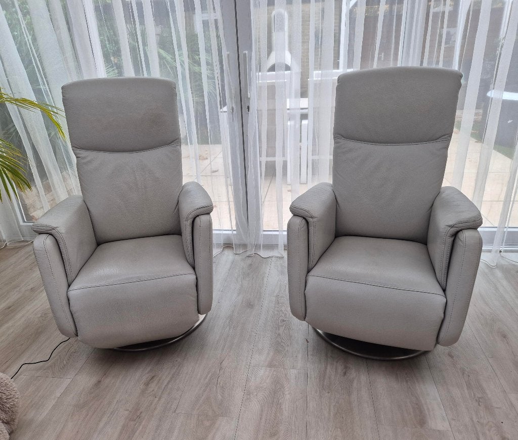 Relax Fauteuil - Leer - Draaibaar - Elektrisch, Ophalen, Zo goed als nieuw, 50 tot 75 cm, Leer