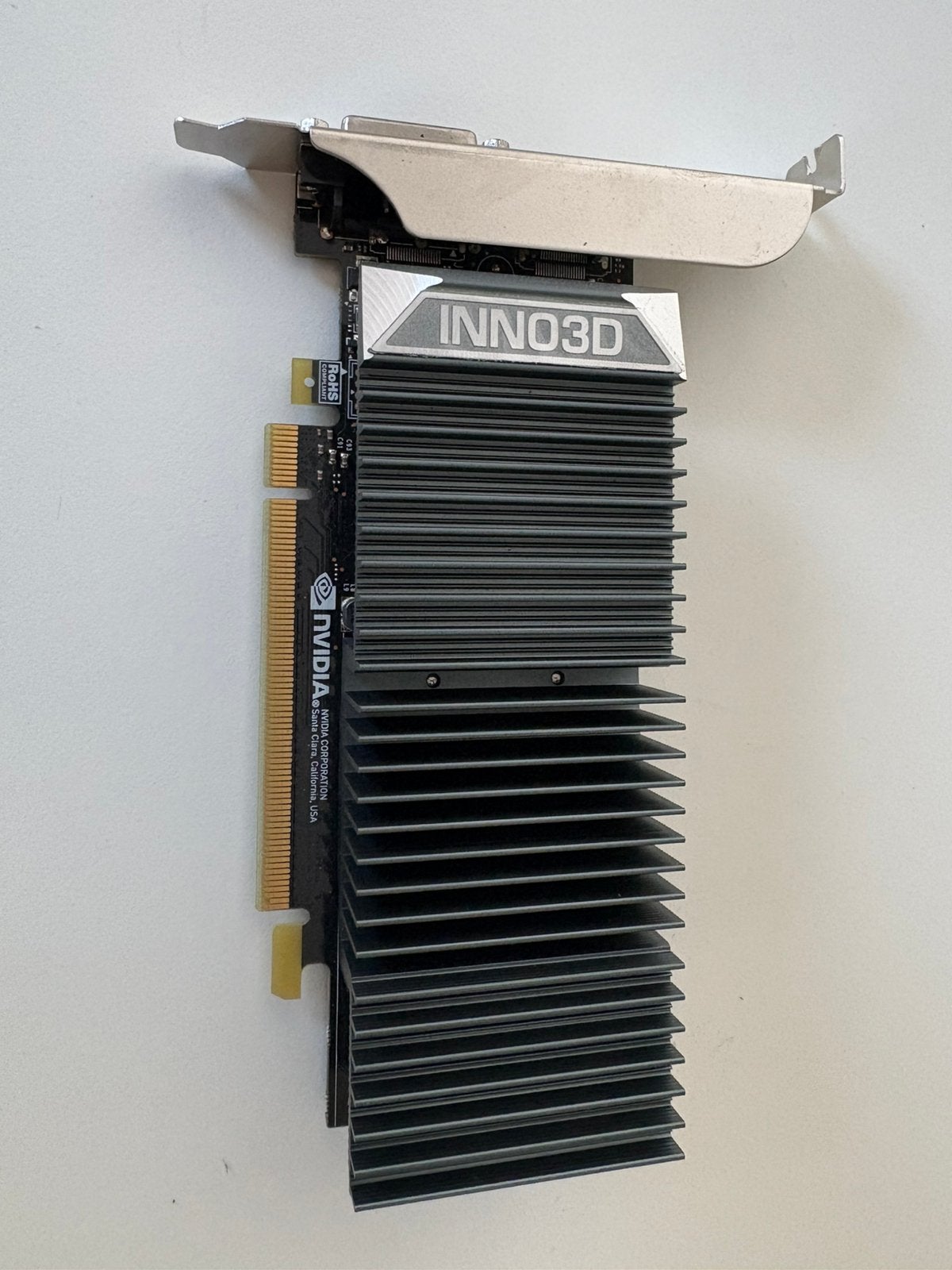INNO3D Geforce GT1030 2GB GDDR5 LP, Computers en Software, Ophalen of Verzenden, Zo goed als nieuw, GDDR5, PCI-Express 3