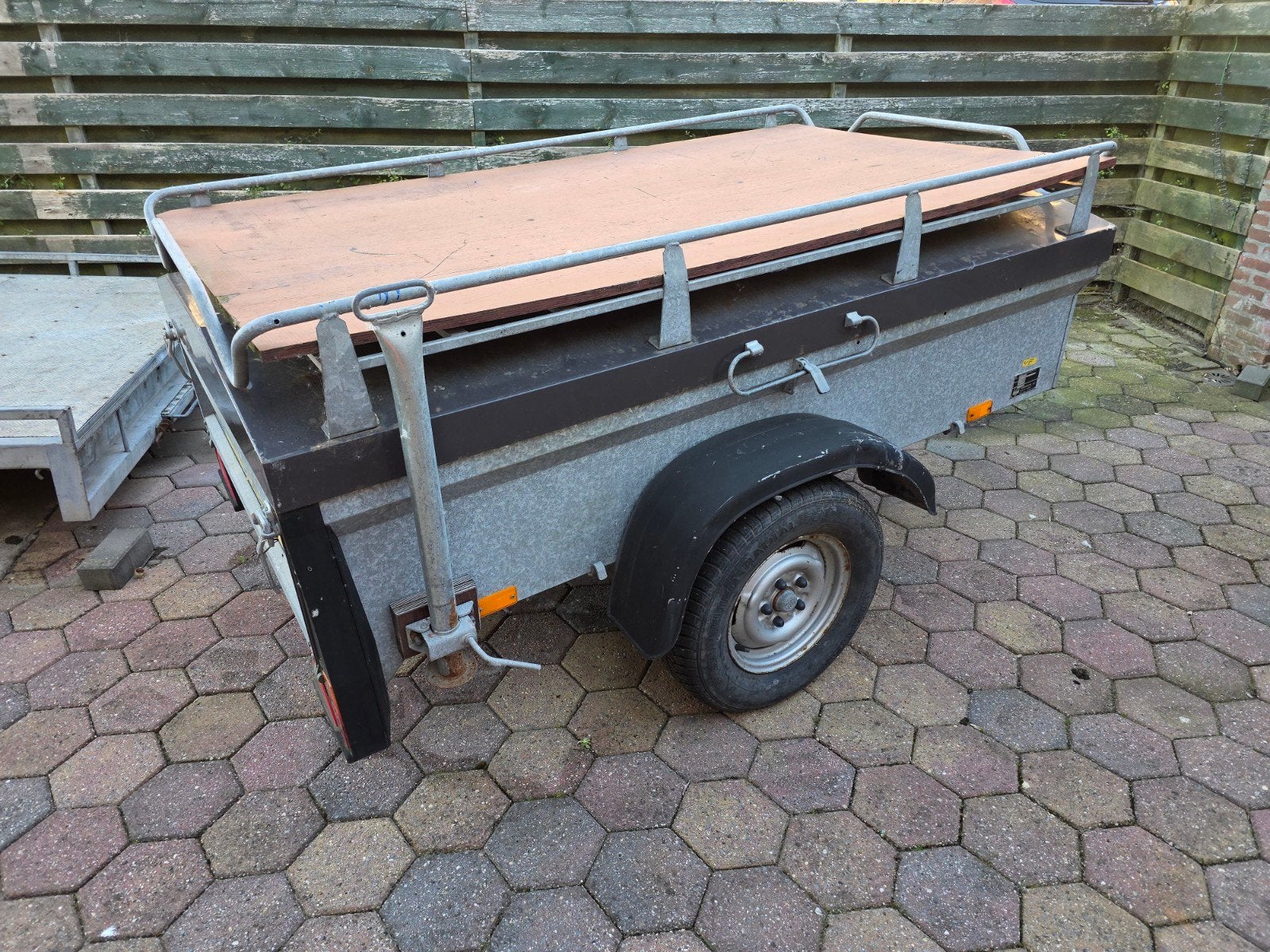 SARIS  S400  AANHANGER MET DEKSEL, Auto diversen, Ophalen, Gebruikt