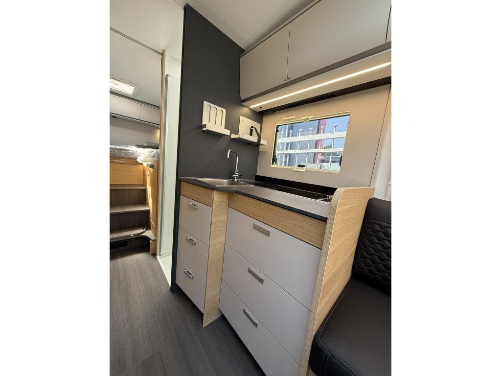 Foto 10 van Adria Coral 650 DL - ACTIEMODEL - 2026 AUTOMAAT