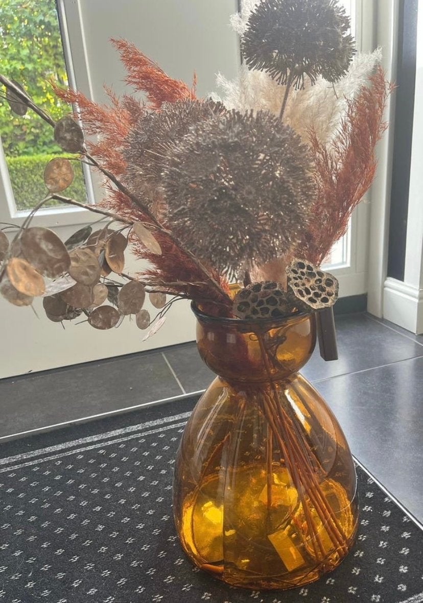 Glazen vaas met droogbloemen, Oranje, Ophalen of Verzenden, Minder dan 50 cm, Glas