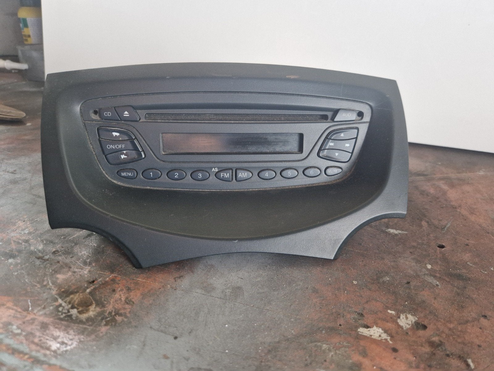 ford ka autoradio, Auto diversen, Ophalen of Verzenden, Zo goed als nieuw