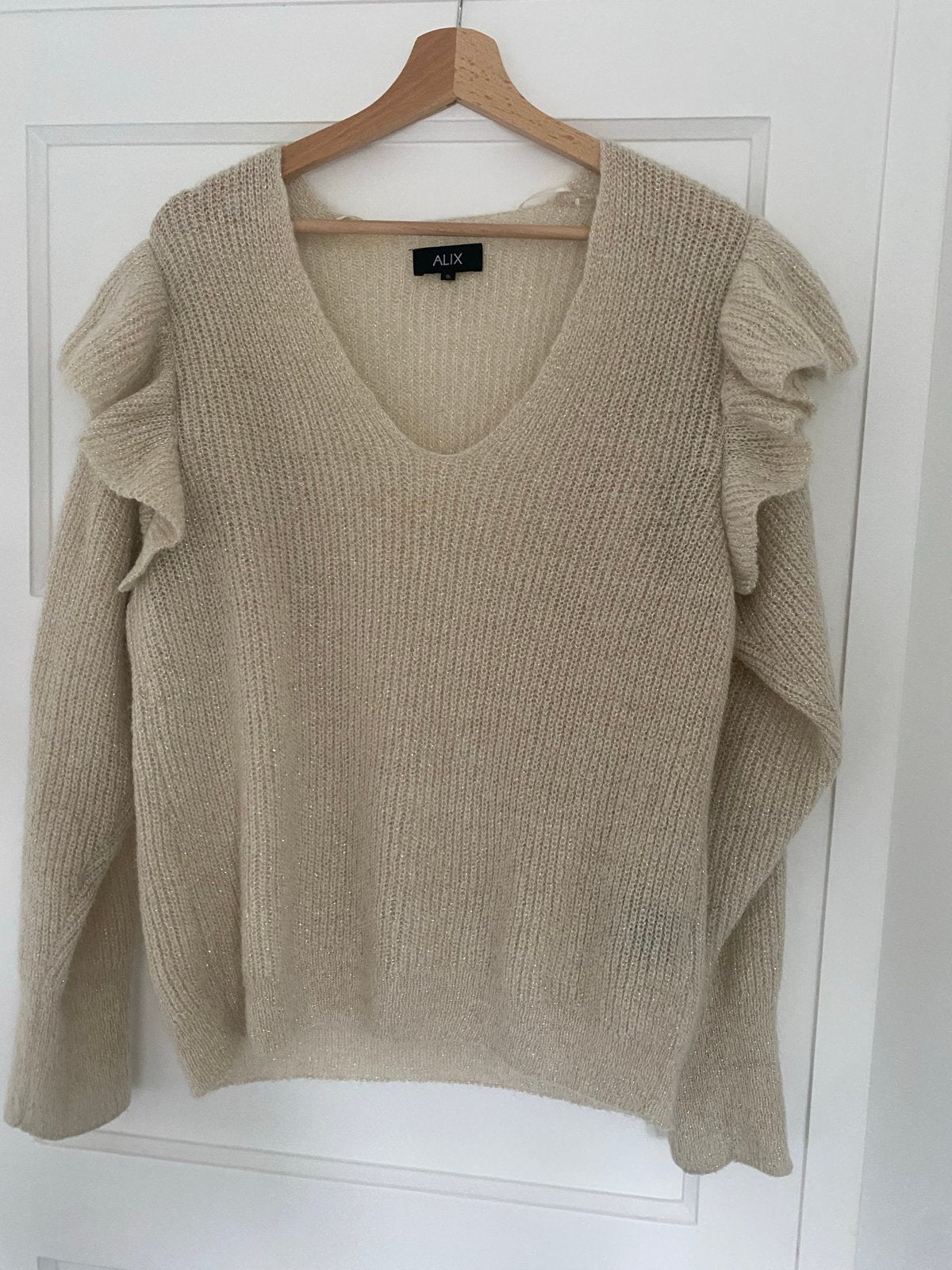 Alix Trui met ruches - Maat S, Beige, Ophalen of Verzenden, Lange mouw, Maat 36 (S)