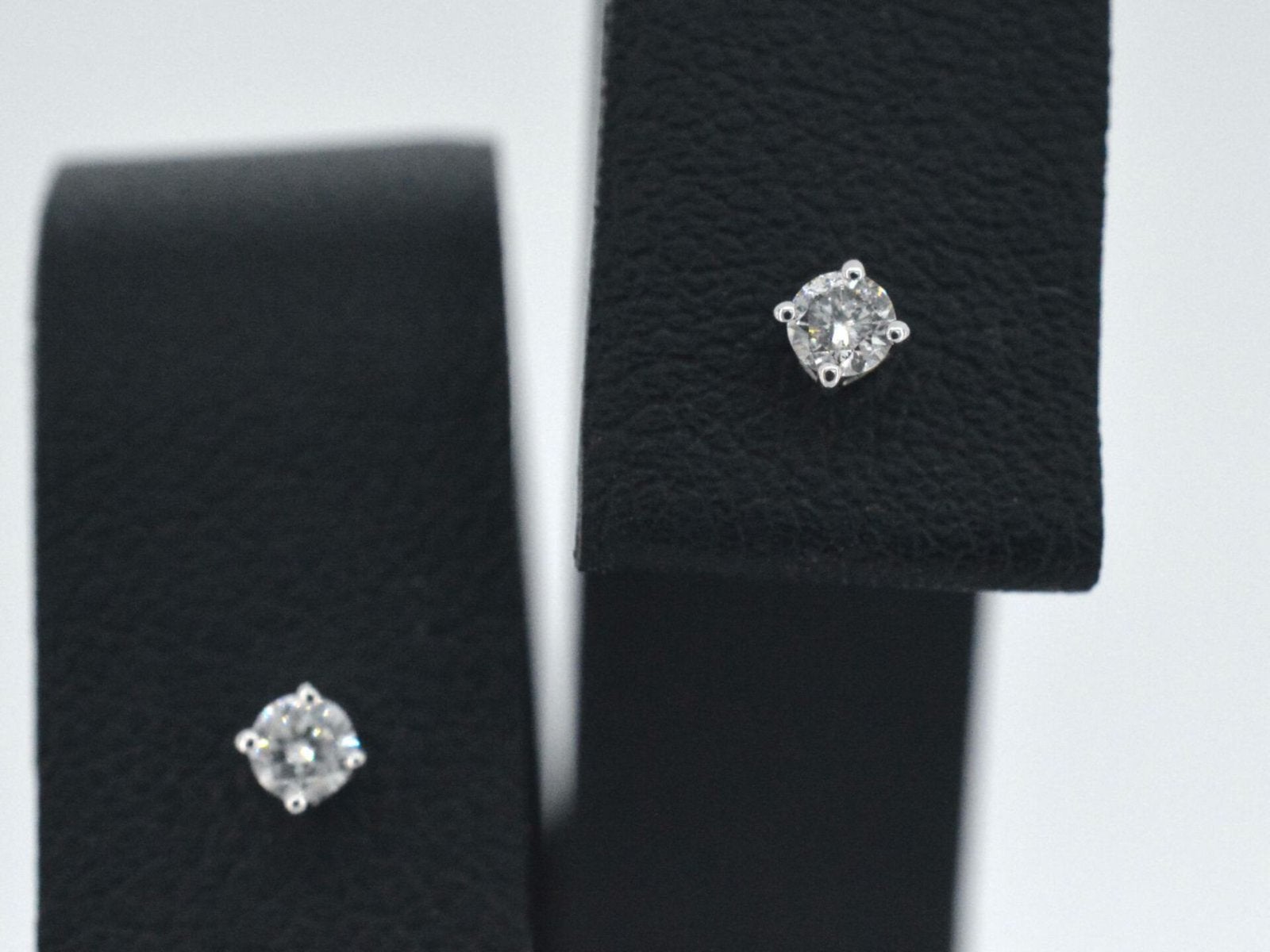 14k Witgouden Oorbellen 0.10 Carat Natuurlijke Diamanten, Sieraden, Tassen en Uiterlijk, Wit, Nieuw, Ophalen of Verzenden, Met edelsteen