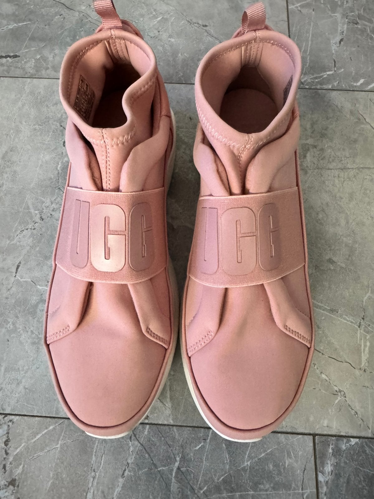 Nieuw UGG instappers sneakers, Nieuw, Ophalen of Verzenden, Sneakers of Gympen, Roze