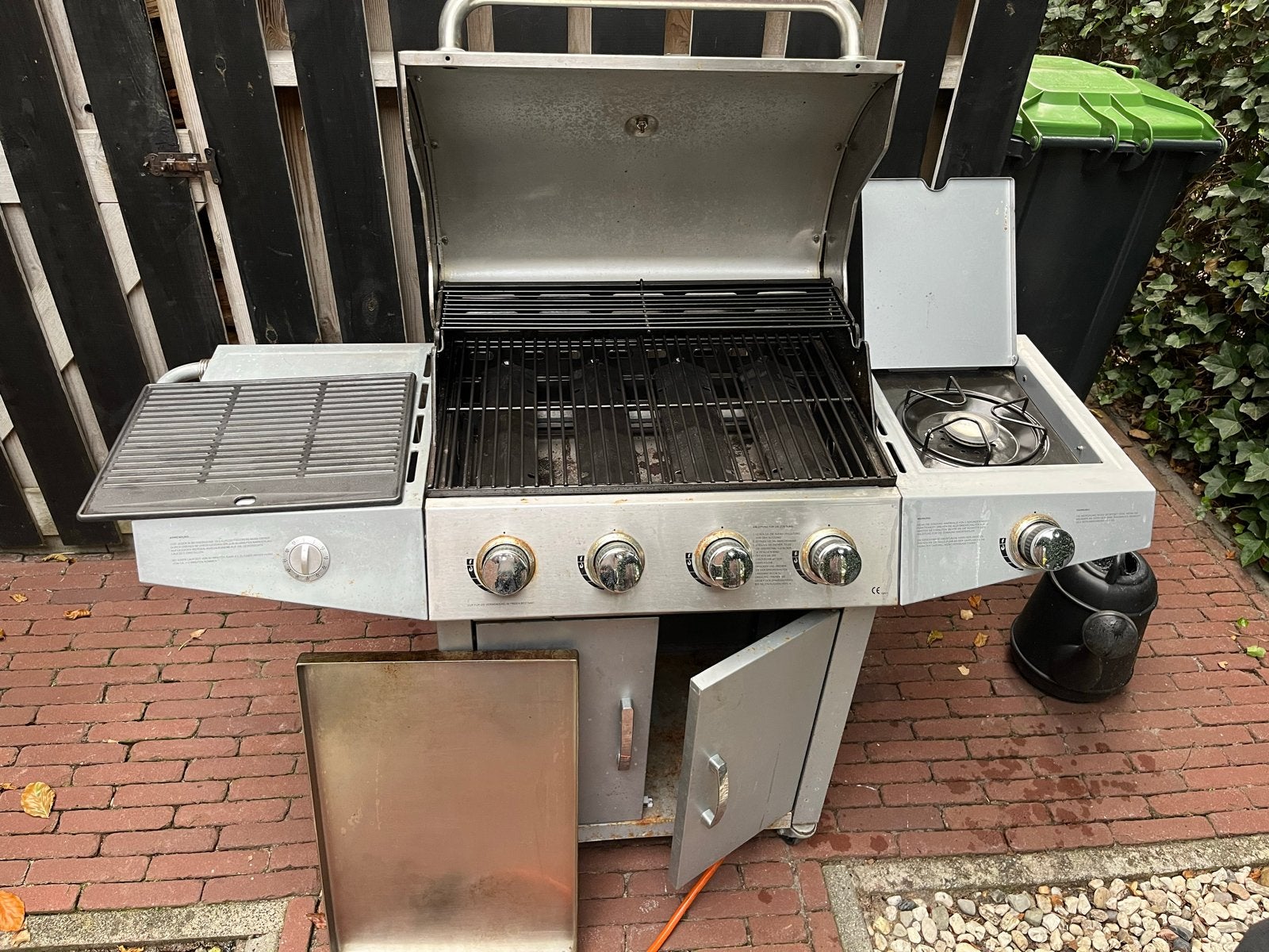 Grillmaster gasbarbecue met zijbramder, Ophalen, Gebruikt