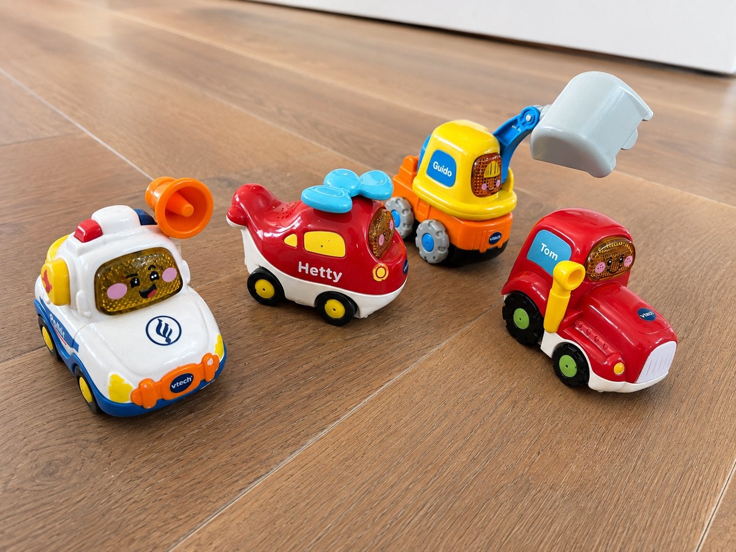VTech Toet Toet Auto's - Politie, Helikopter, Graafmachine,, Kinderen en Baby's, Speelgoed | Vtech, Gebruikt, 0 tot 6 maanden