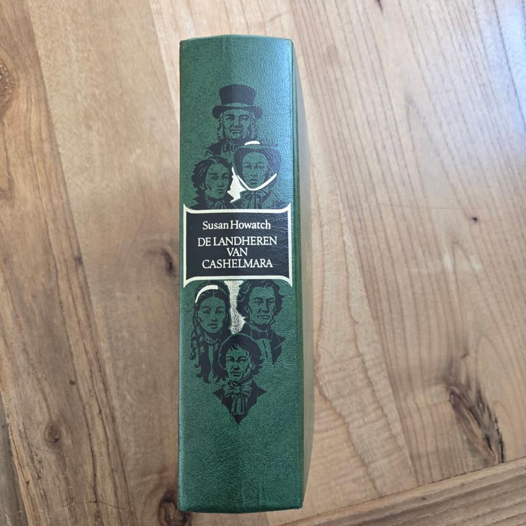 De Landheren van Cashelmara - Susan Howatch, Boeken, Ophalen of Verzenden, Zo goed als nieuw, Susan Howatch, Europa overig