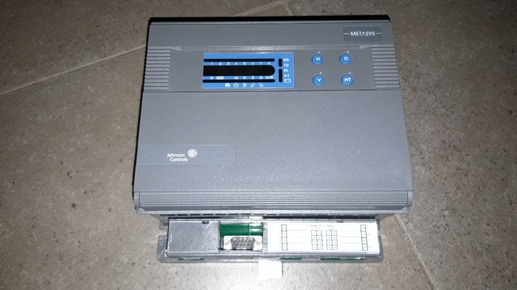 Johnson Controls DX-9100 regelaar met XT uitbreiding module!, Hobby en Vrije tijd, Ophalen of Verzenden, Zo goed als nieuw