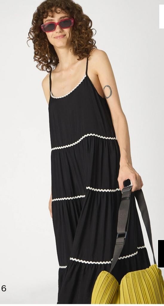 Zwarte maxi dress met witte bies M lange Bohème Ibiza jurk, Maat 38/40 (M), Zwart, Ophalen of Verzenden, Zo goed als nieuw