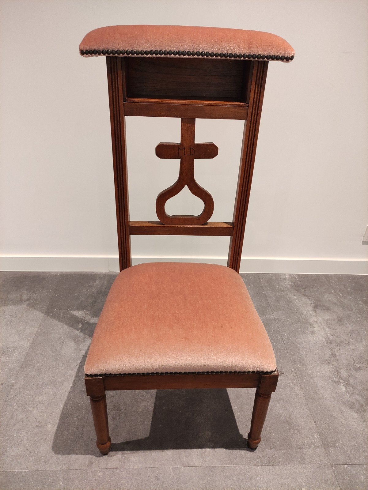 Antieke bidstoel met roze velours bekleding, Antiek en Kunst, Ophalen