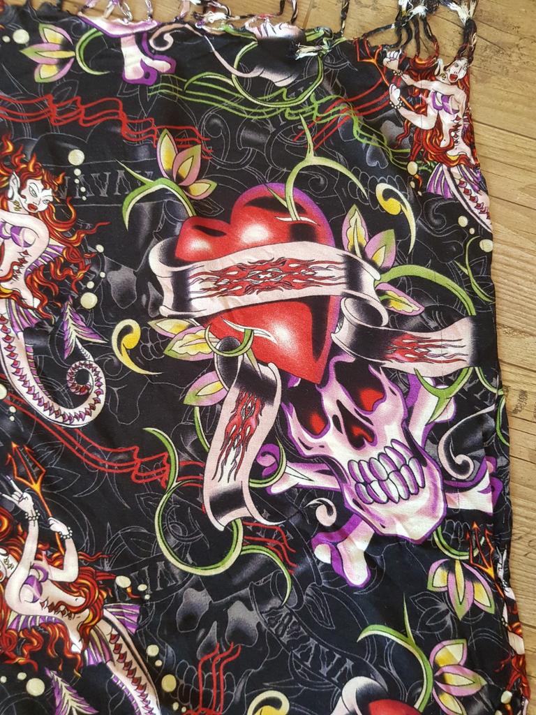 Sjaal Tato design doodskoppen enz NIEUW, Ophalen of Verzenden, Nieuw
