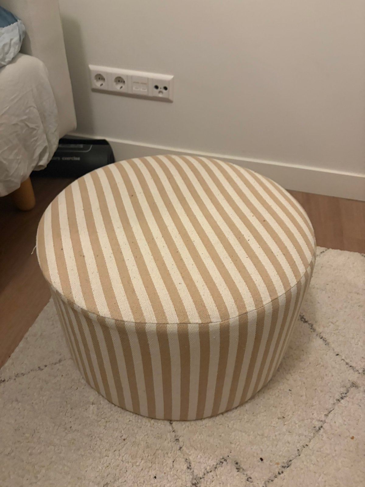 Poef, Ophalen, Zo goed als nieuw, Rond, Minder dan 50 cm