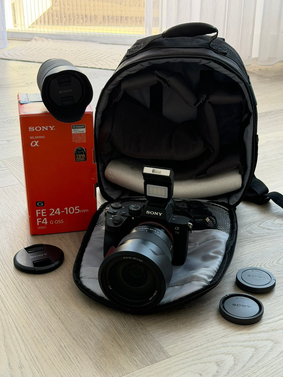 Sony A7 III Complete Cameraset | 24-105mm G OSS + 28-70mm, Ophalen of Verzenden, Zo goed als nieuw, Bodydop, 4 t/m 7 keer