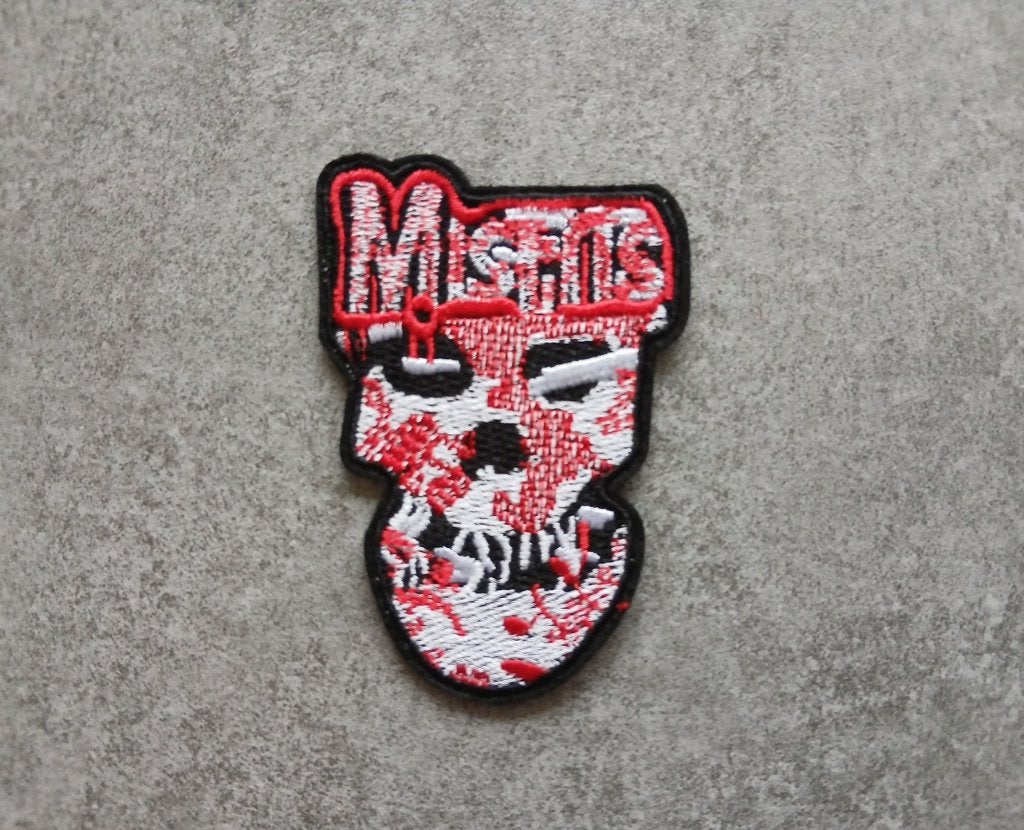 Misfits mooie  shaped patch 11---5.5 x 8 cm, Ophalen of Verzenden, Nieuw, Kleding